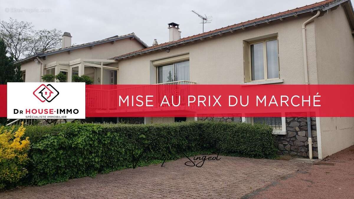 Maison à SAINT-MICHEL-LE-CLOUCQ