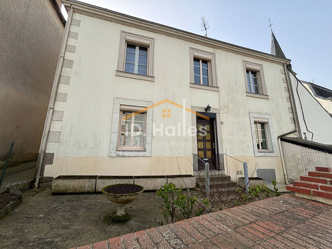 Maison à CRAON