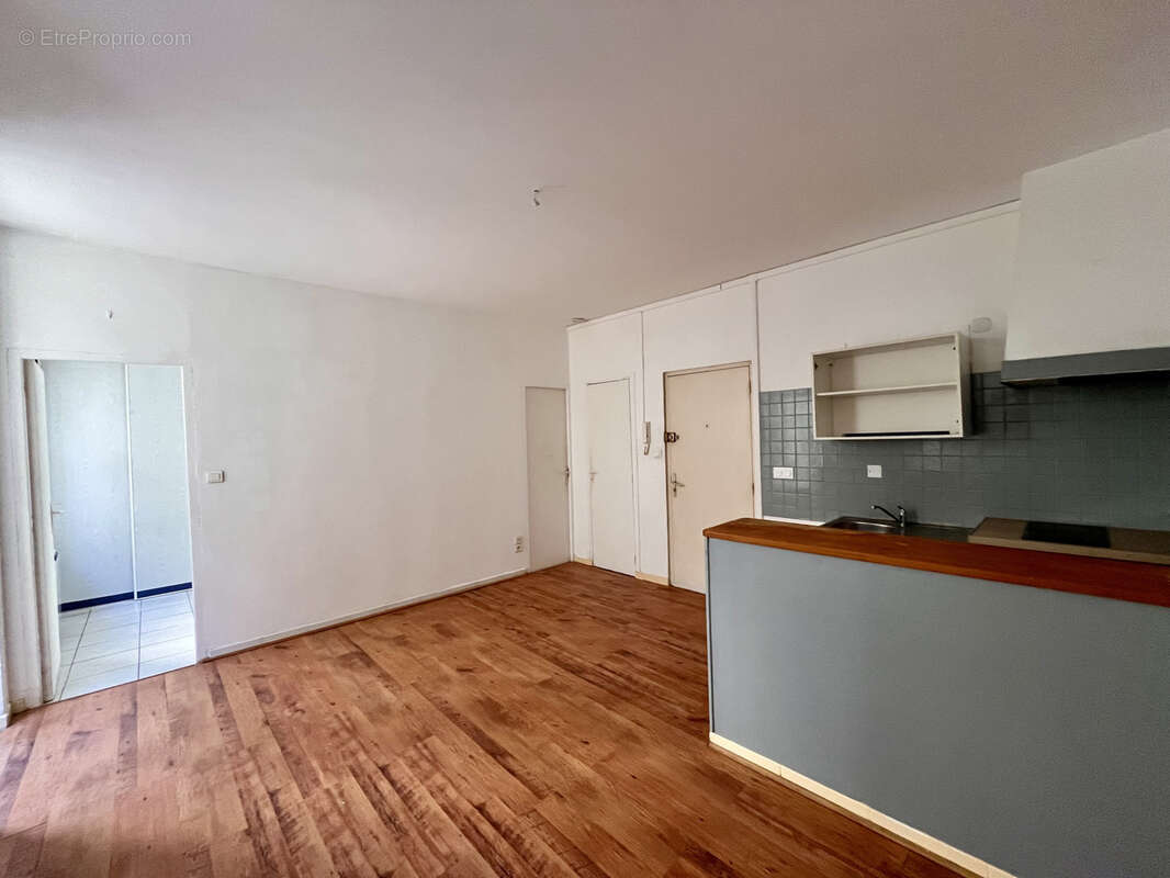 Appartement à CARCASSONNE