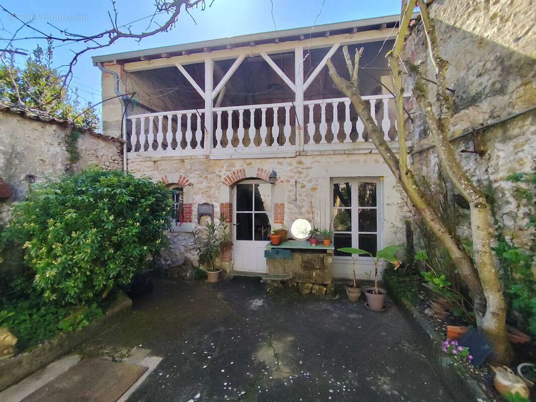 Maison à CIVRAY