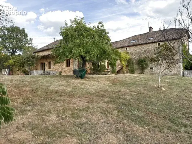 CUZORN, dans les côteaux, bel ensemble immobilier en pierre,  à quelques kilomètres de FUMEL et de ses commerc - photo 2