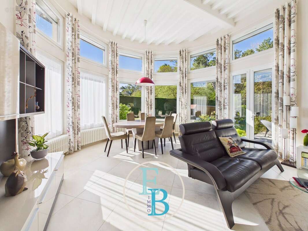 Maison à MERVILLE-FRANCEVILLE-PLAGE