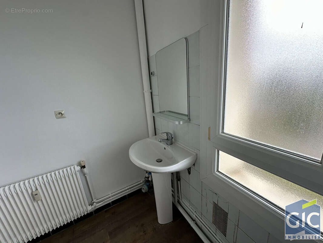 Appartement à HEROUVILLE-SAINT-CLAIR
