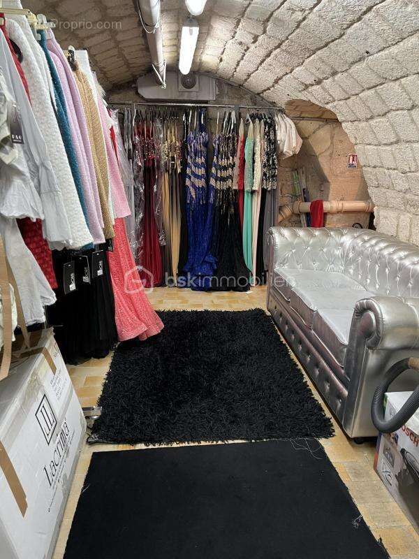 Commerce à PARIS-11E