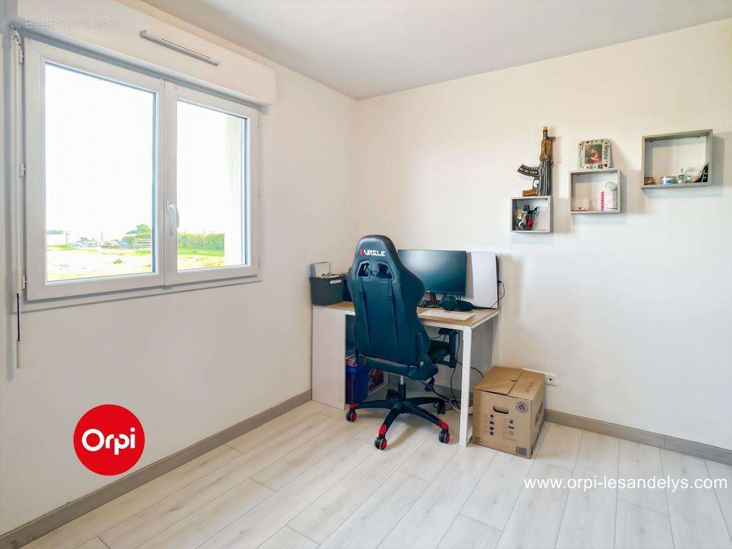 Maison à LES THILLIERS-EN-VEXIN