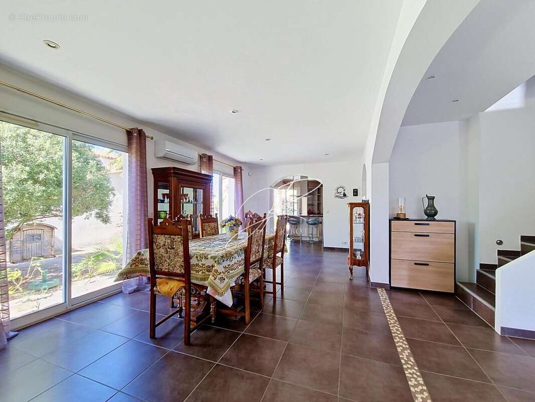 Photo 3 - Maison à VILLENEUVE-LES-BEZIERS