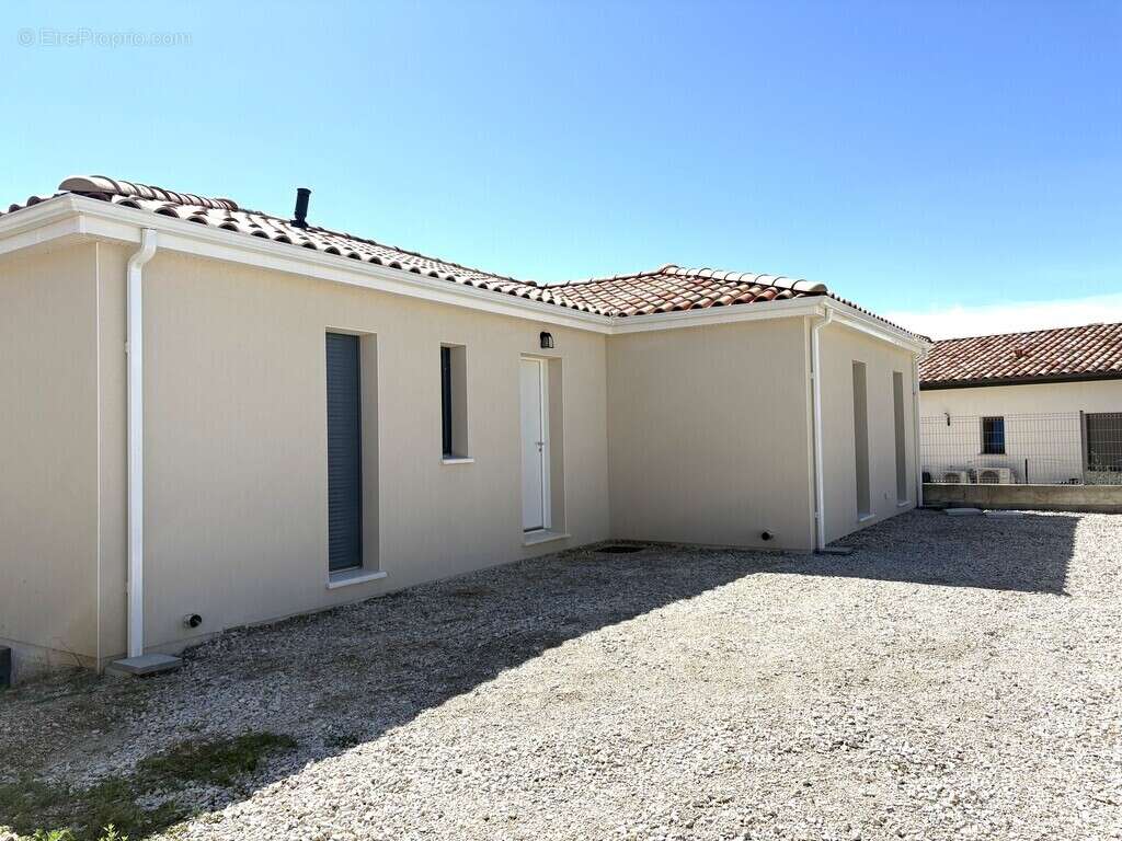 Maison à ALLAN