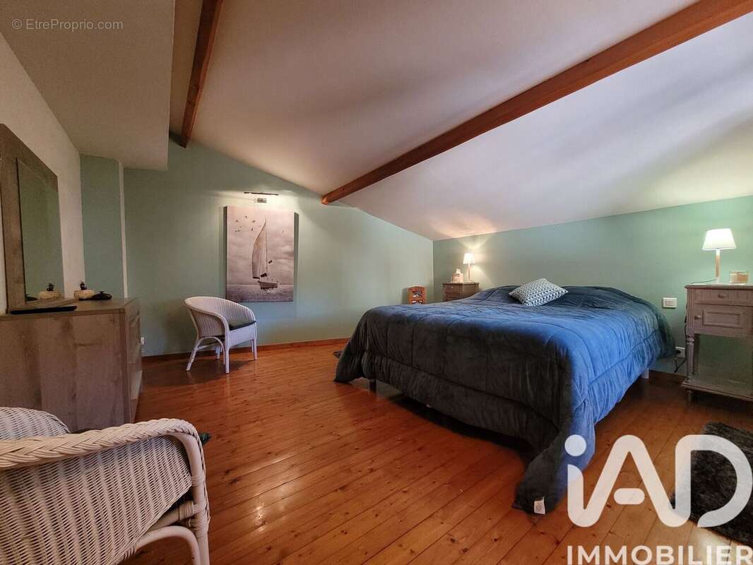 Maison 143 m² à Bailleul  - photo 8