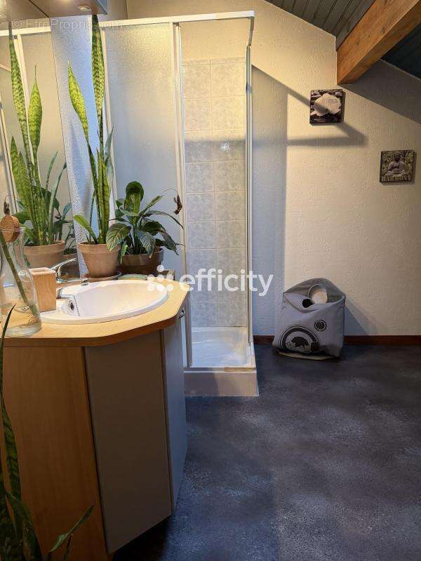 Maison à FROTEY-LES-LURE