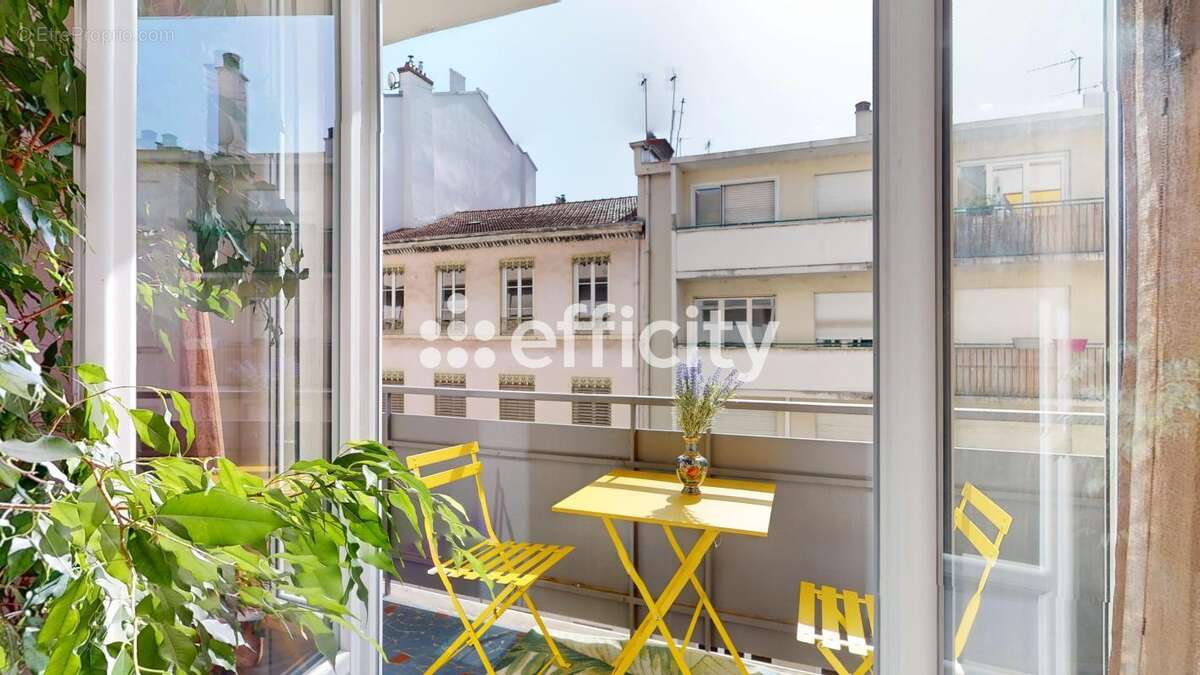 Appartement à LYON-6E