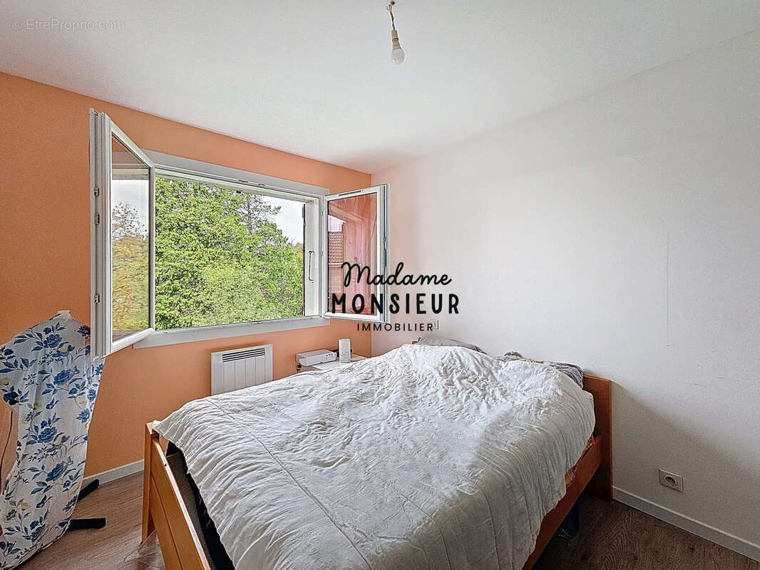 Maison à SAINT-MARCEL-BEL-ACCUEIL