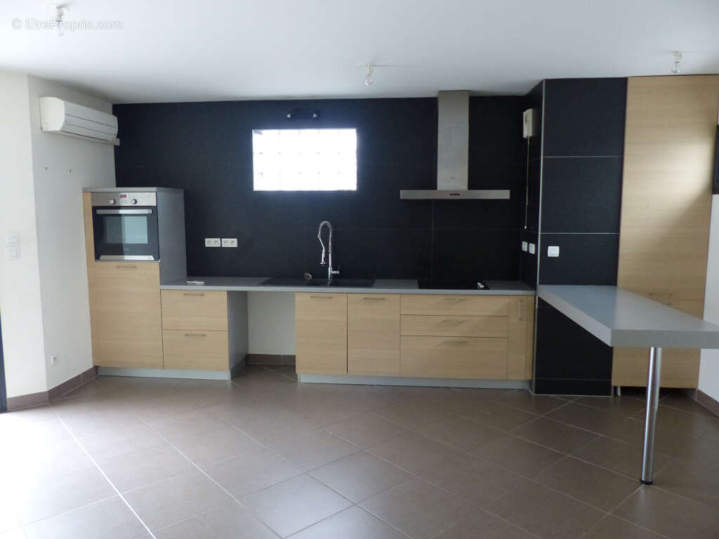 Appartement à VILLENEUVE-LES-AVIGNON
