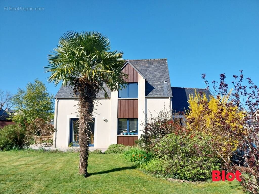 Maison à LE MINIHIC-SUR-RANCE