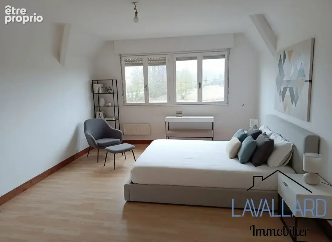 Maison 5 pièces 220 m² à vendre à Airaines (80270) - photo 9