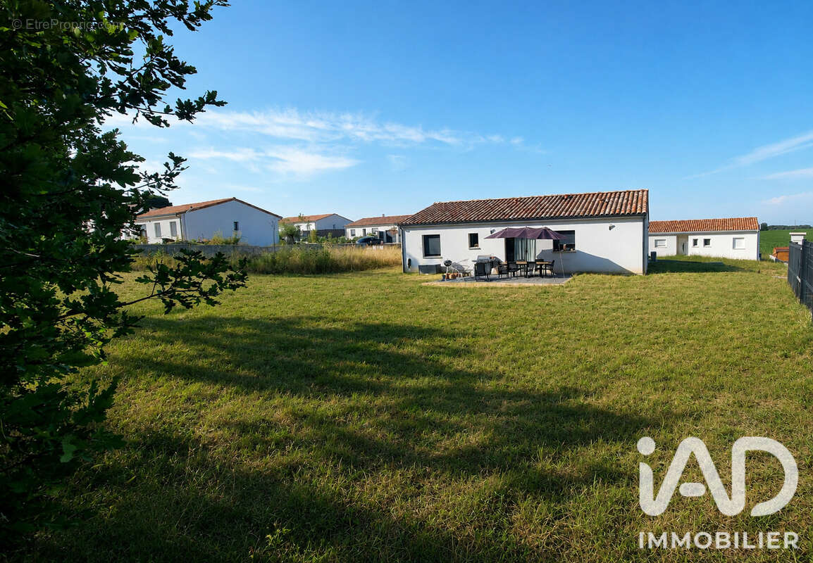 Maison 98 m² à Fauch  - photo 2