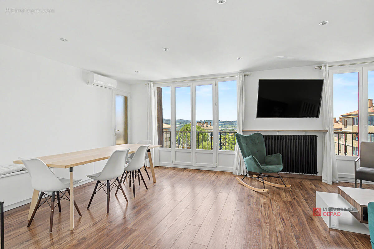Appartement à AIX-EN-PROVENCE
