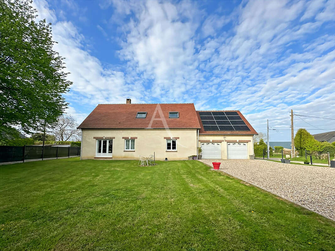 Maison à ETREPAGNY