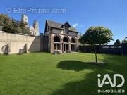 Photo 1 - Maison à JUMIEGES
