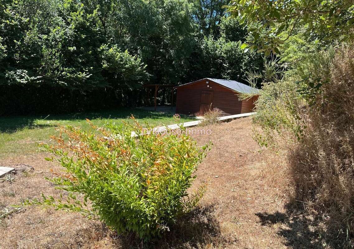 Terrain à CARCASSONNE