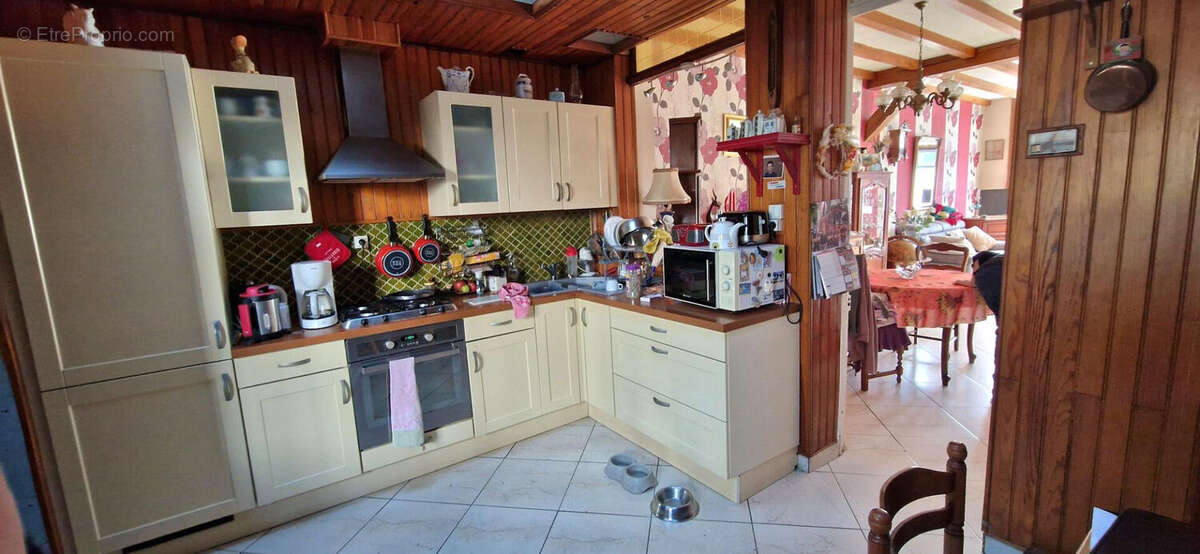 Maison à LA CHAPELLE-D&#039;ARMENTIERES