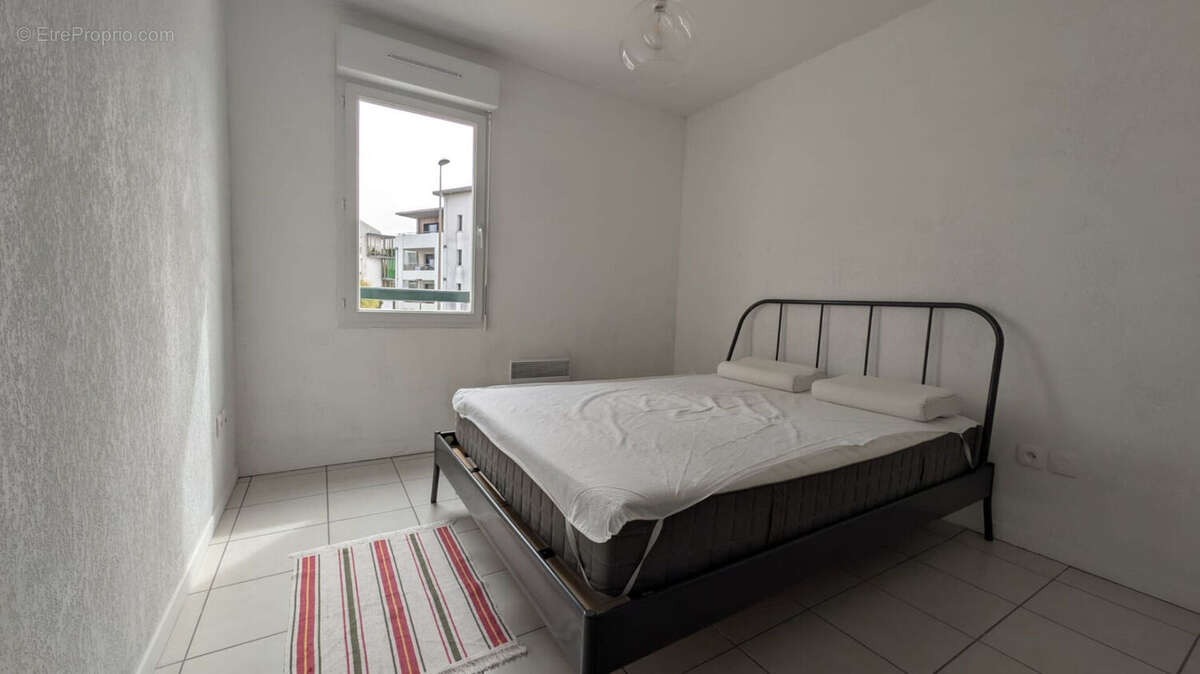 Joli appartement T3  de 64,62 m² avec loggia, terrasse, cave et parking - photo 8