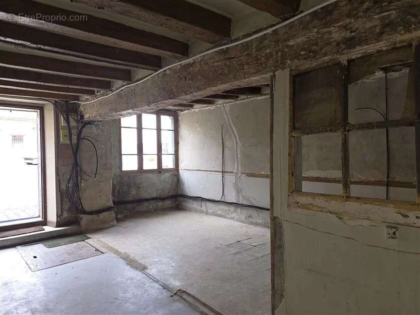 Appartement à MAGNAC-LAVAL