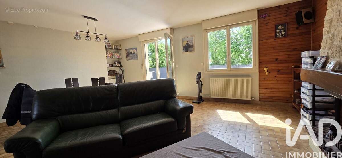 Photo 5 - Maison à NUAILLE