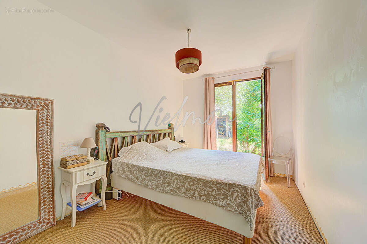 Maison Maule 7 pièce(s) 160 m2 - photo 11