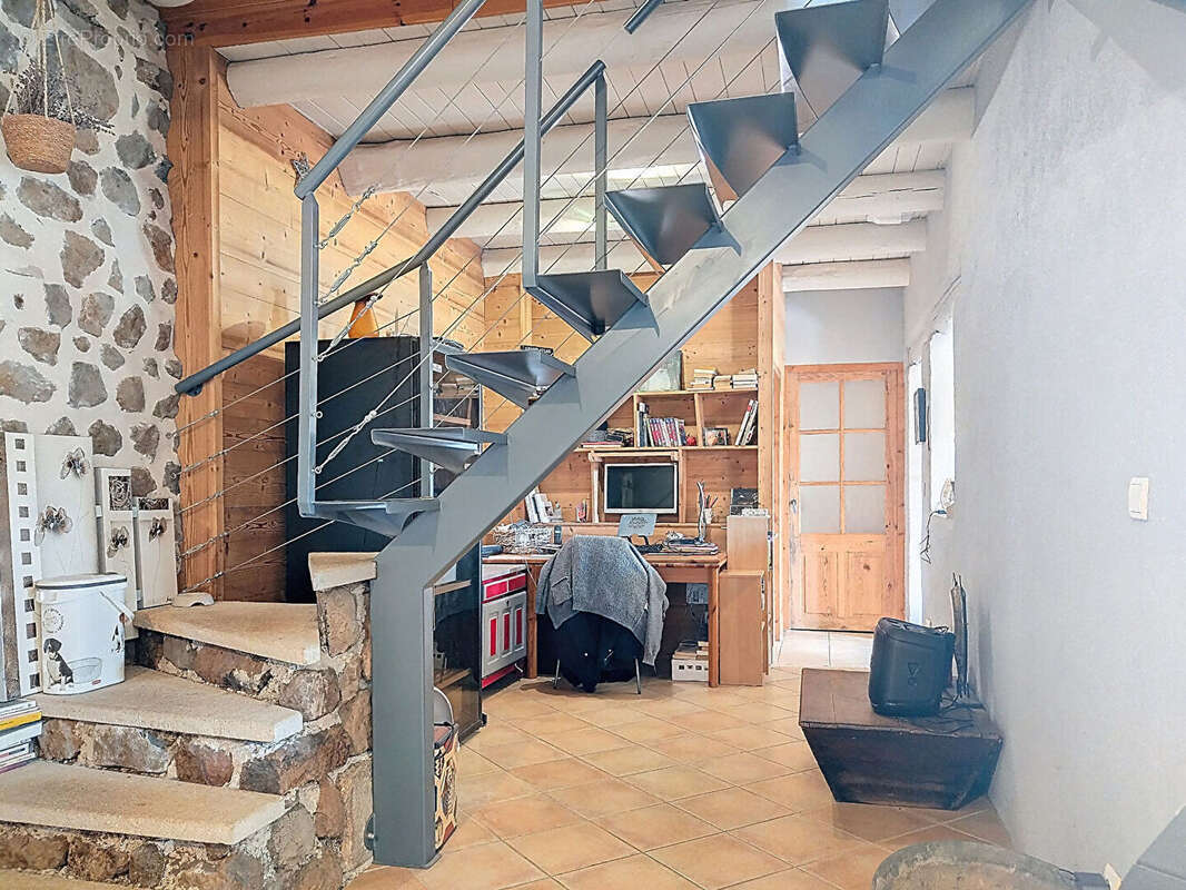 Maison à SAINT-GERMAIN-LAPRADE