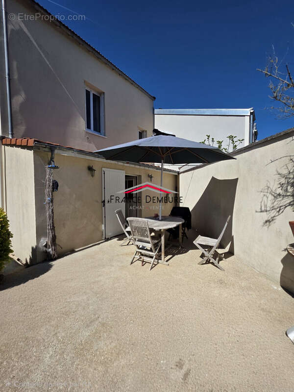 Maison 80 m² à Taverny  - photo 2