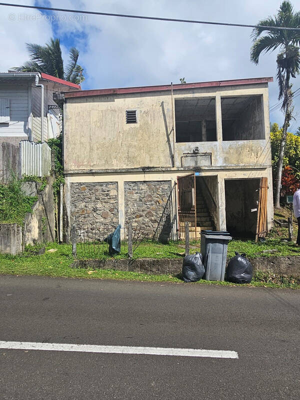 Commerce à FORT-DE-FRANCE
