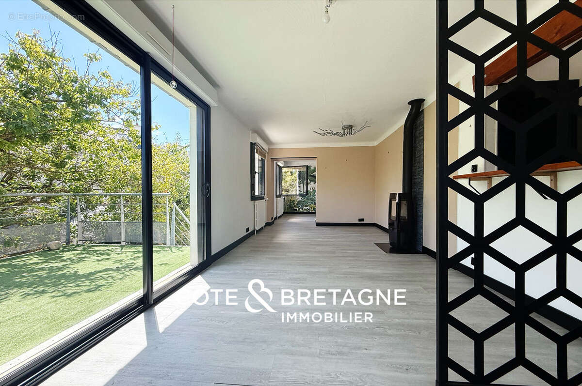 Acheter a plerin, maison de ville avec un air de vacances  réf : 2026158 - photo 3
