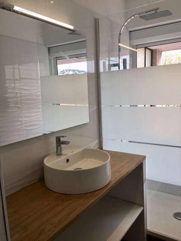 Appartement à MARSEILLE-2E