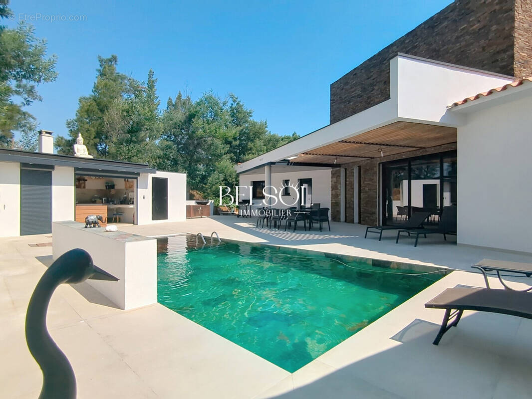 Maison à SAINT-CYPRIEN