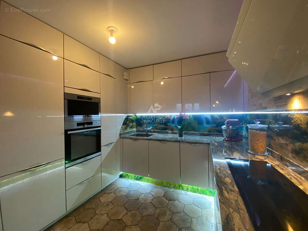 Appartement à SAINT-OUEN-L'AUMONE