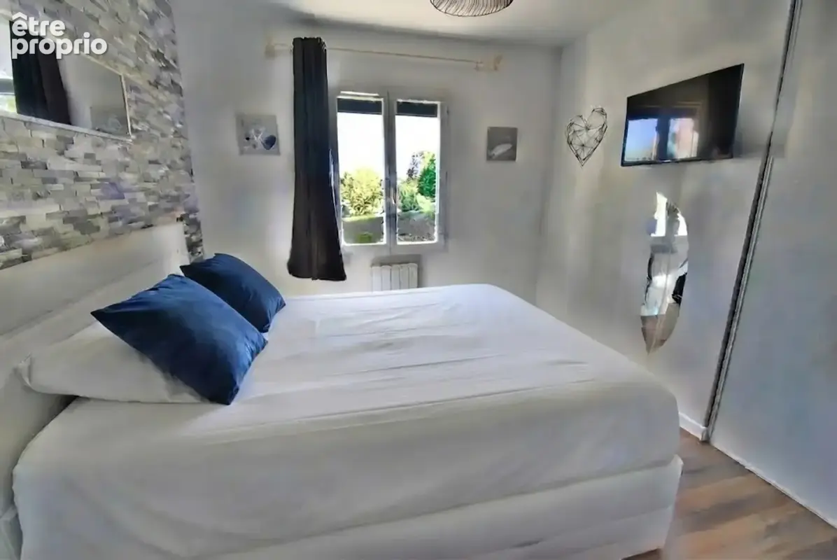 Maison à vendre 6 pièces  (16) ST YRIEIX, 5 chambres, garage, véranda, piscine - photo 10