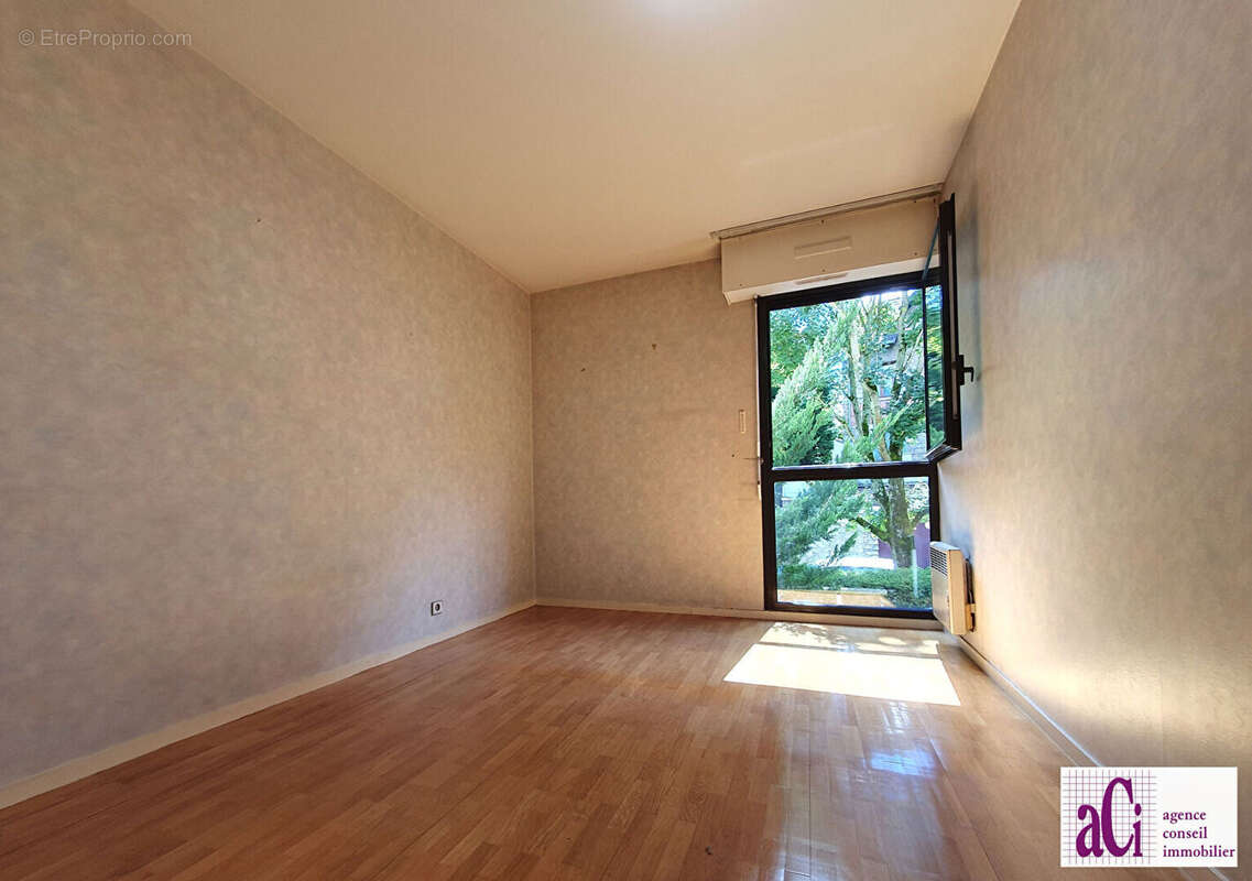 Appartement à CHATILLON