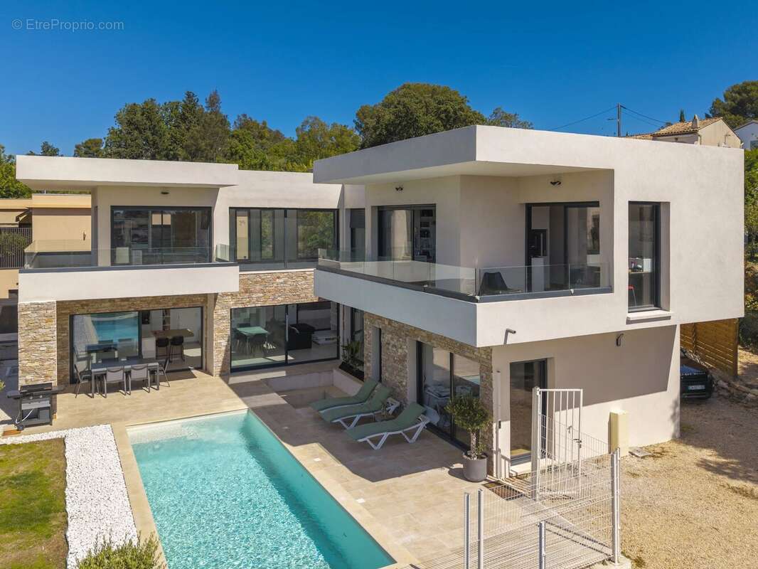 Maison à SAINT-RAPHAEL