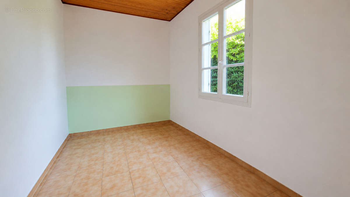 Maison à MARLY-LA-VILLE