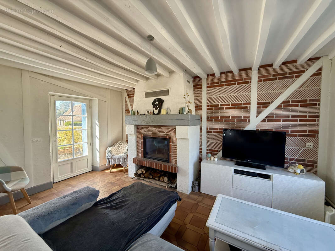 Maison à CHATEAUNEUF-EN-THYMERAIS