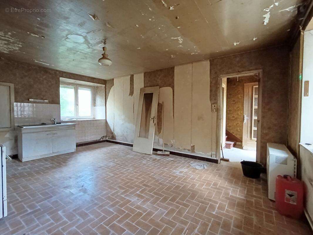 Maison à NOYAL-PONTIVY