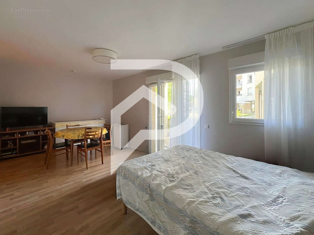 Appartement à VERNOUILLET