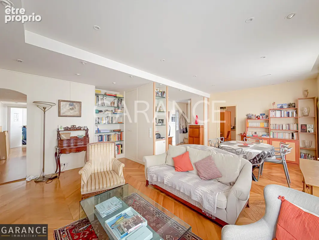 Appartement 104 m² à Paris-15e  - photo 2