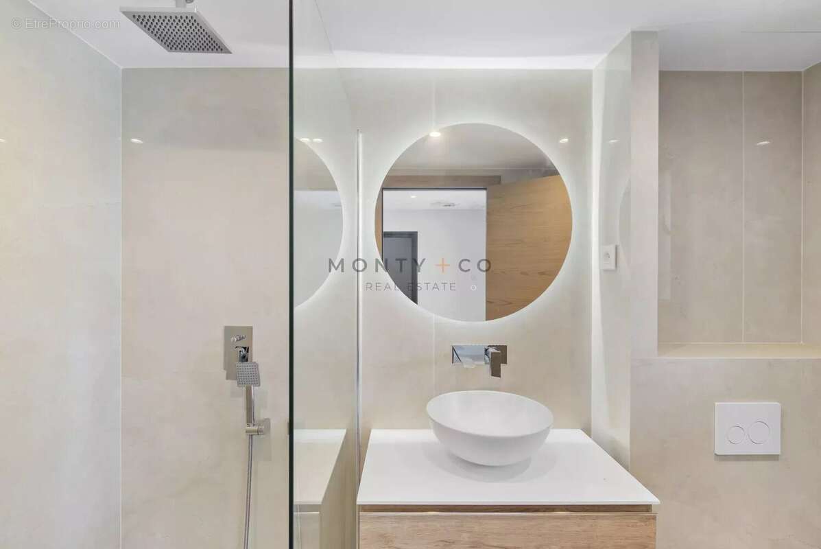 Villa contemporaine avec vue mer à vendre dans le domaine privé de Beauvallon Bartole, Grimaud - photo 14
