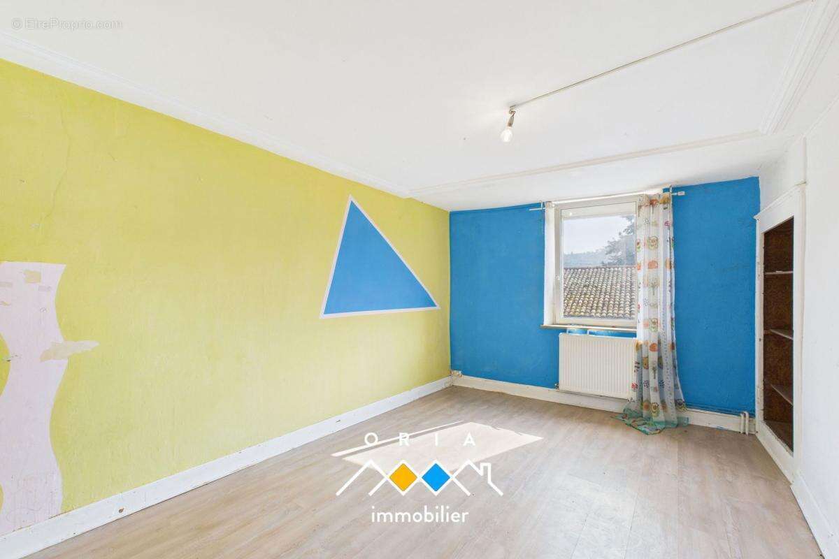 Maison de village à rénover à Vandelainville - photo 8