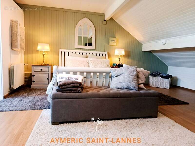 Maison à AURIONS-IDERNES