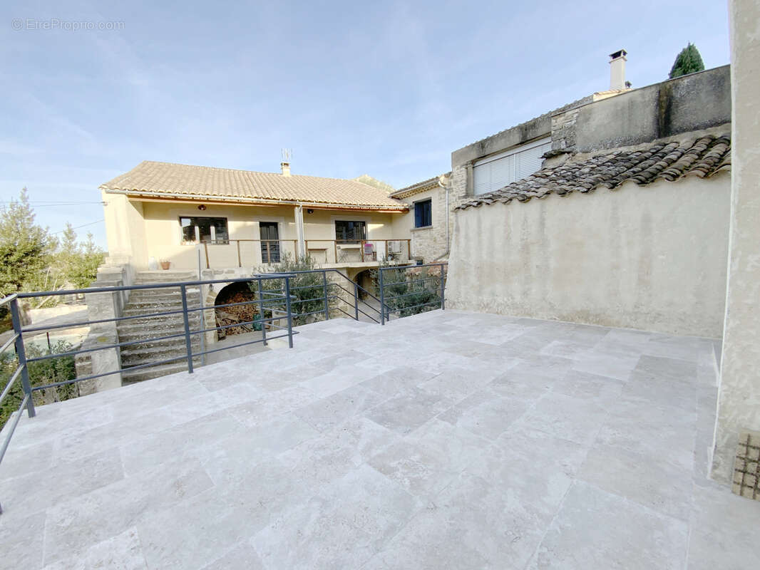 Maison à UZES
