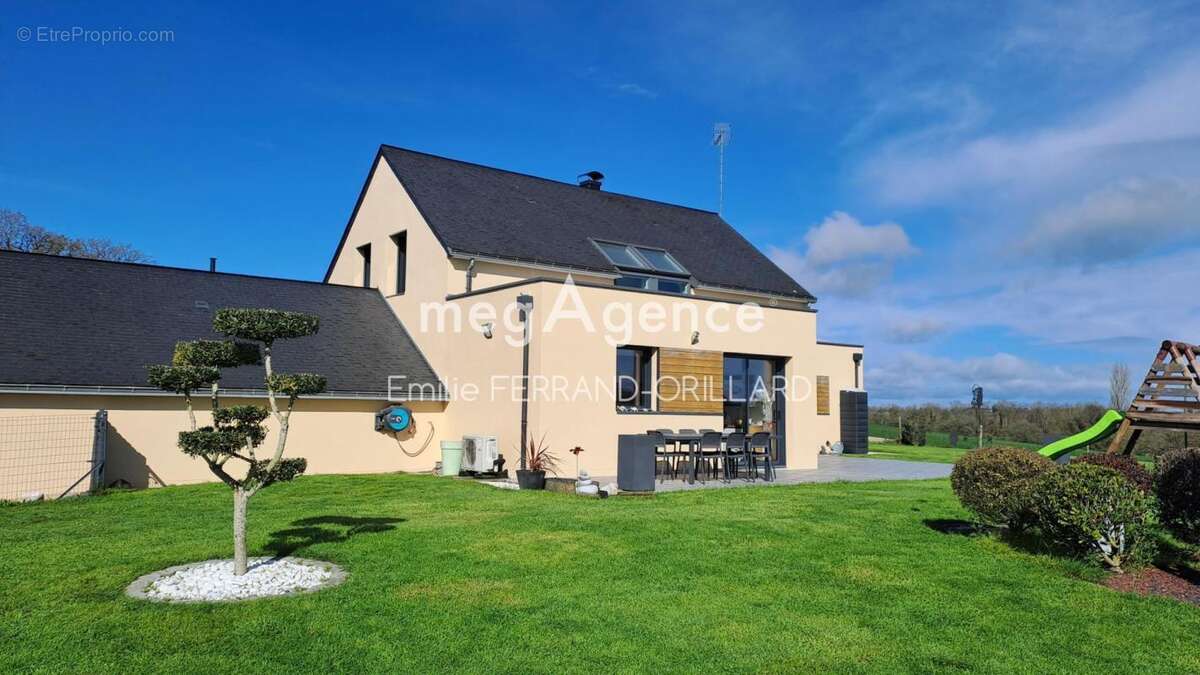 Maison à POUANCE