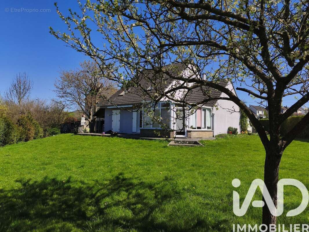 Photo 2 - Maison à GIVET