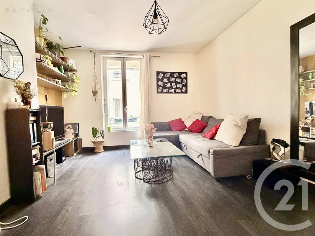 Appartement à PARIS-11E